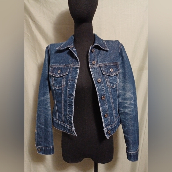 GAP Jackets & Blazers - Gap Vintage Blue Faded Wash Iconic Trucker Denim Jean Jacket
